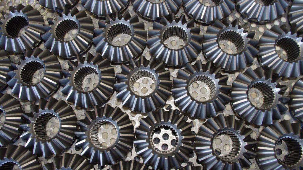 Warenvorrat nach der Sanierung in der mobilen Tauchbadreihe