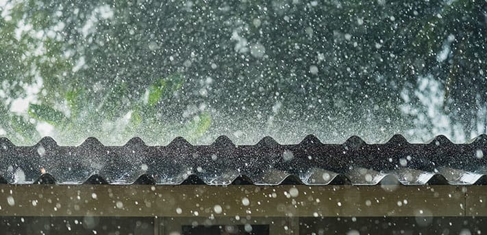 regn på tag