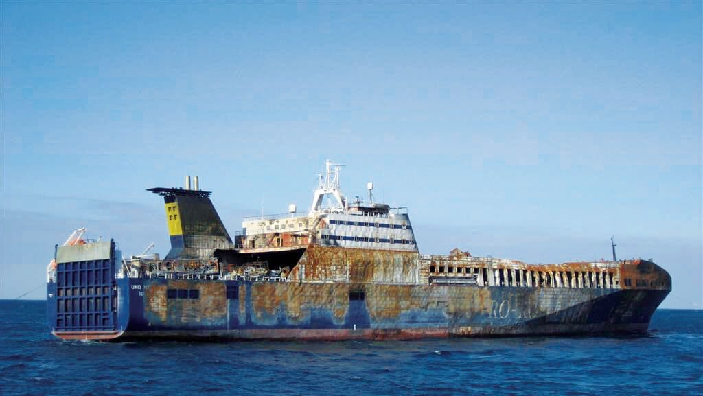 een schip op zee
