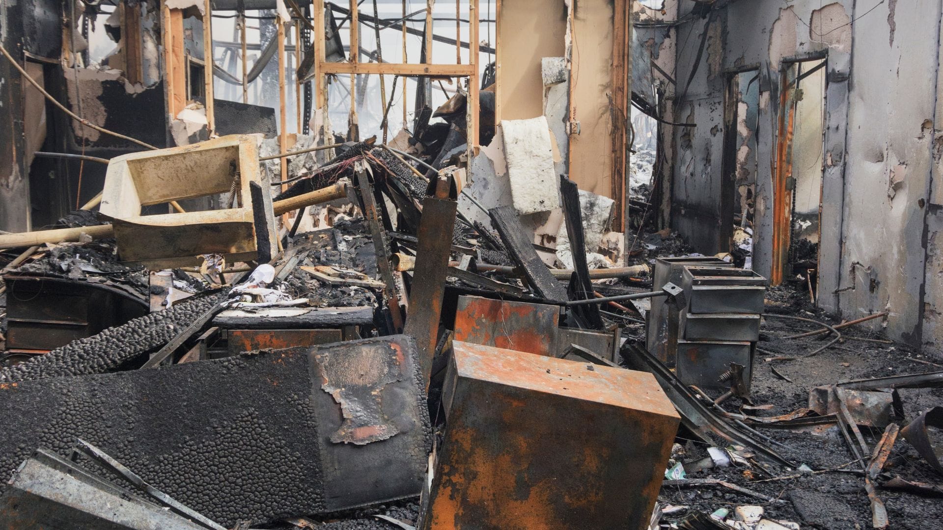 integrating-specialist-recovery-services-into-your-business-continuity-plan-01