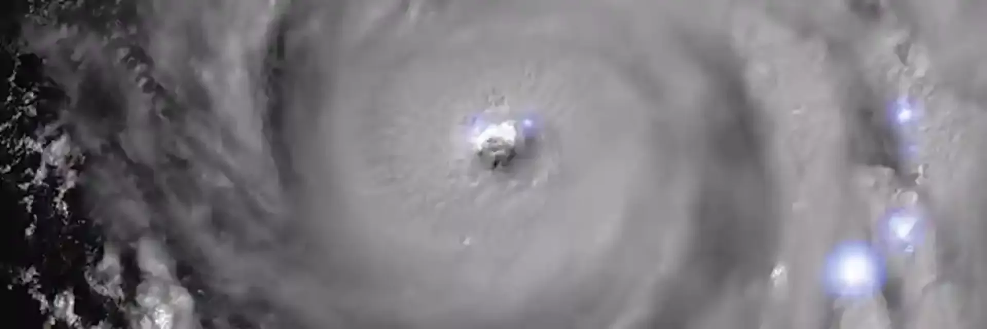 BELFOR-is-responding-to-Hurricane-Ian-Banner