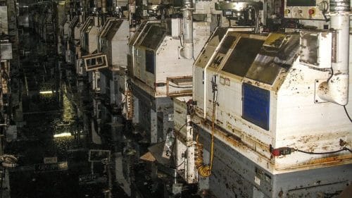 How to Safely Inspect Machinery Damage Without Risking Electrical Short Circuits